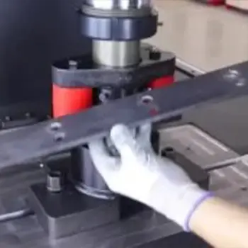 Corte à Puncionadeira